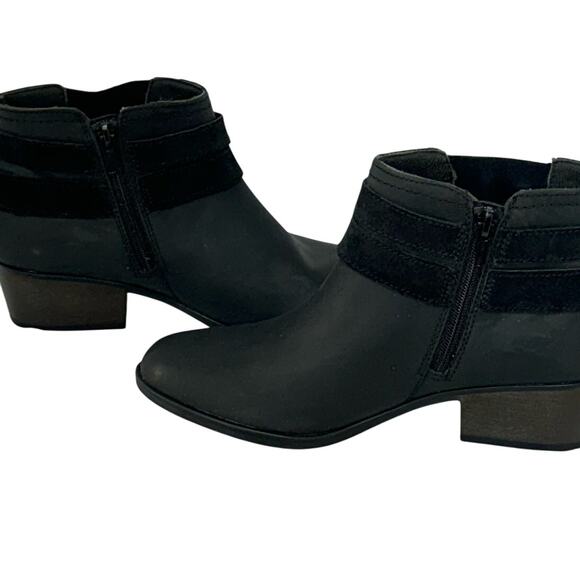 Clarks Adreena Show Black Leather Side Zip Buckle Comfort Ankle Bootie Women 6 - Picture 8 of 13